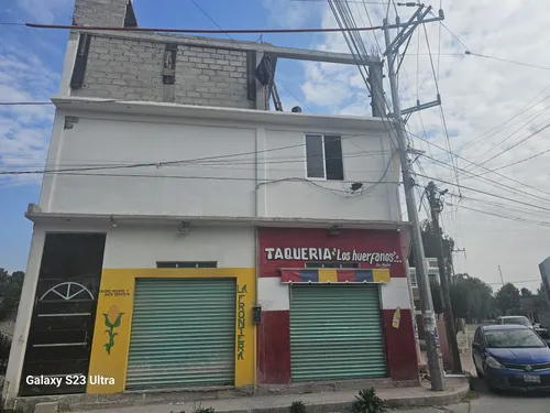 Casa Con Locales Uso De Suelo Mixto