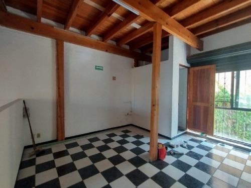 Imagen 2 de 7 de Se Renta Local Comercial Sobre Avenida Morelos