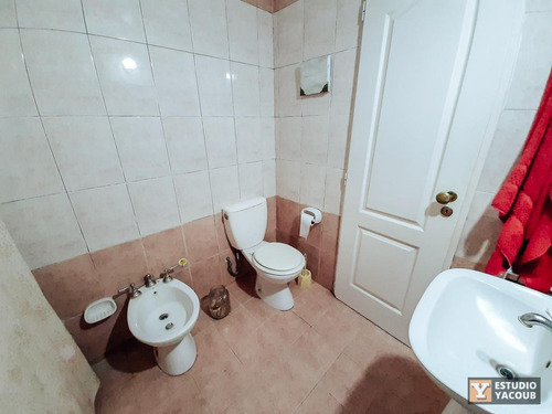 Imagen 29 de 30 de Casa 3 Dormitorios 3 Baños 2 Cocheras 1 Patio 196 Mts 2 Totales - Manuel B Gonnet