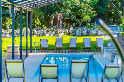 Turístico Hotel En Venta Vista Al Lago En Pinar Del Lago, Bariloche, Patagonia