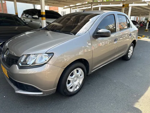 Renault Logan 1.6 Authentique