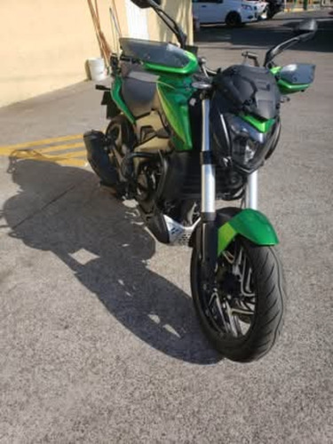 Dominar 400cc Bajaj Año 2023 Verde