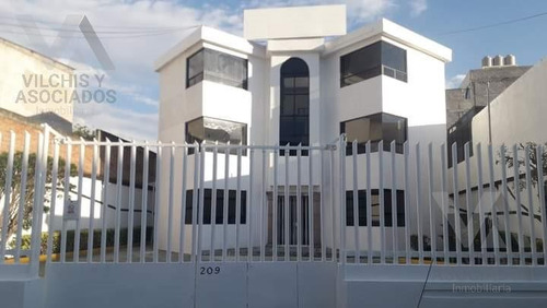 Imagen 1 de 6 de Col. La Merced, Toluca,  Edificio En Venta Y/o Renta