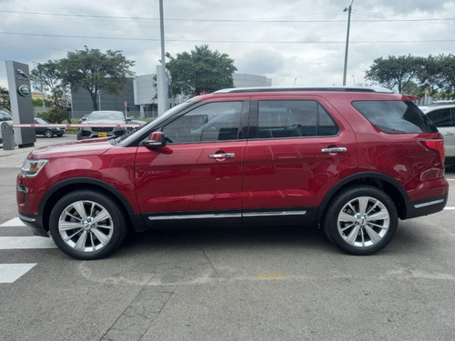 Imagen 6 de 16 de Ford Explorer Limited 7 Pasajeros