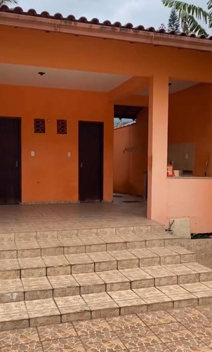 02 Lotes Total 960m2 Em Muriqui Rgi Reguiarizado Iptus Pagos Com Casa 3 Quartos 4 Banheiros Piscina Churrasqueira E Galpão Multiuso Portão Eletrônico Muro Alto Perto De Escola E Comércio