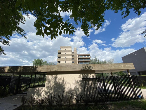 Imagen 1 de 30 de Departamento De 2 Dormitorios - A Estrenar - Aldea Fisherton