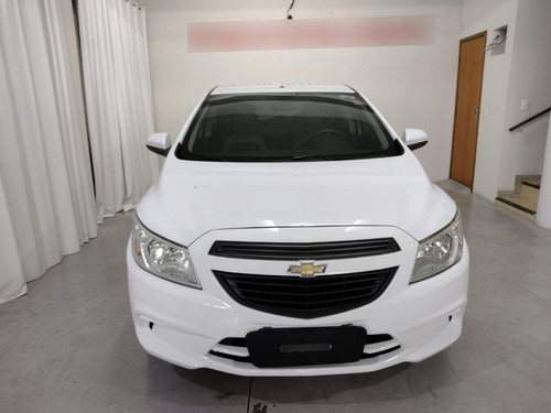 Imagem 9 de 10 de Chevrolet Onix 2015 Ls