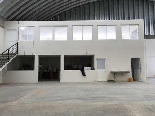 Imagen 3 de 4 de Vrt/ Nave En Renta En Micro-parque Industrial Ubicado En La Carretyera Querètaro-bernal,