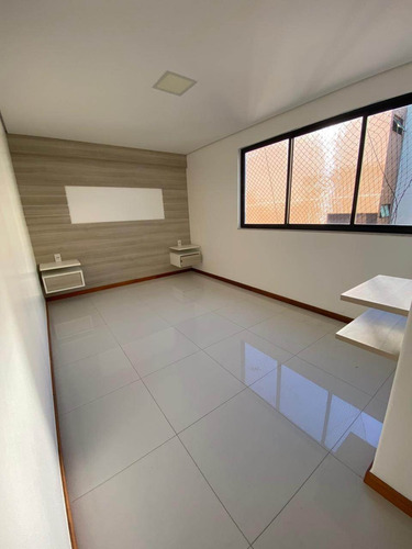 Imagem 5 de 12 de Apartamento Com 3 Suítes Na Jatiúca Por R$1.800.000,00!! - 540