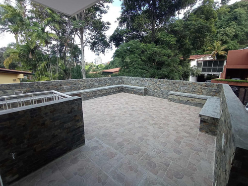 Imagen 12 de 30 de Se Vende Casa 550m2 4h+s/4b/4p Lomas De Chuao 4644