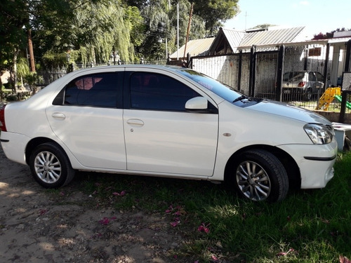 Toyota Etios 1.5 Xls 2014