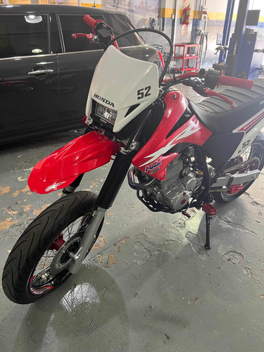 Imagen 4 de 6 de Honda Tornado 250
