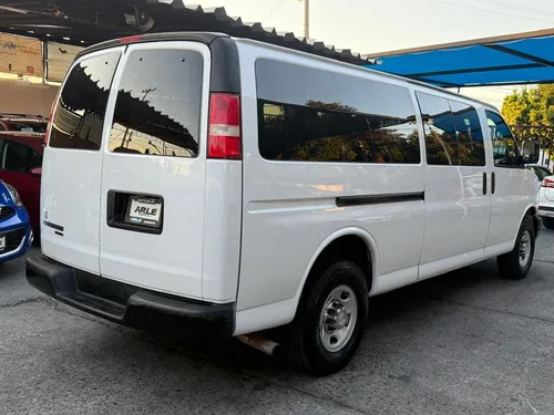 Chevrolet Express Van 2013 Ls 15