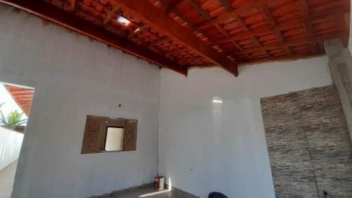 Imagem 6 de 13 de Casa Na Praia De Mongaguá/sp Com Piscina, Aceita Financiar!