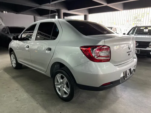 Renault Logan 1.6 Automatico