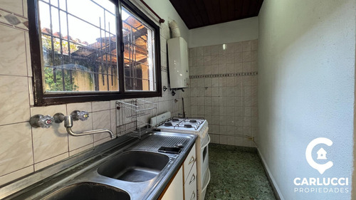 Imagen 2 de 7 de Chalet En Ph En Venta En Castelar