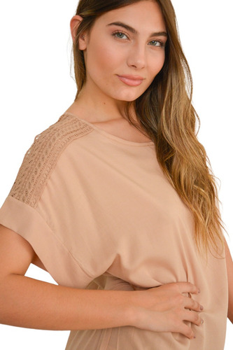 Imagen 2 de 6 de Blusa Remera De Poplin Manga Corta Puntillas Talles Grandes