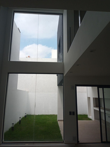 Imagen 2 de 8 de Venta Duplex 2 Dorm Miradores De Manantiales