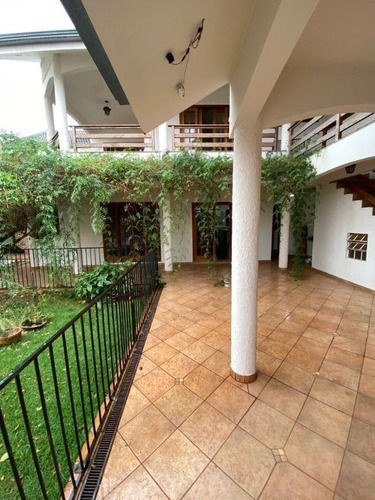 Imagem 13 de 15 de Sobrado Com 5 Quartos (4 Suítes) Para Alugar, 550 M² 2 Quadras Do Boque Ii Maringá/pr - So0098