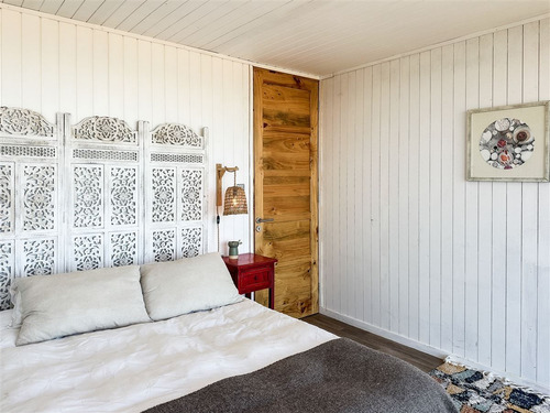 Casa En Venta En Pichilemu, Con Gran Vista Al Mar