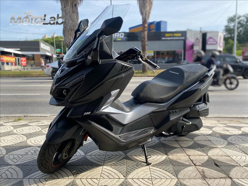 Dafra Cruisym 300