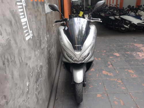 Imagem 10 de 11 de Honda Pcx 150 2019