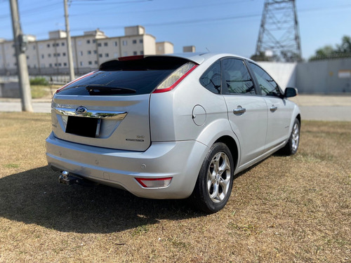 Ford Focus Focus Hatch Titanium 2.0 16V (Aut)