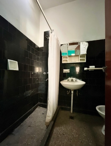 Imagen 11 de 14 de Departamento Tipo Casa En Venta En Lanus Oeste