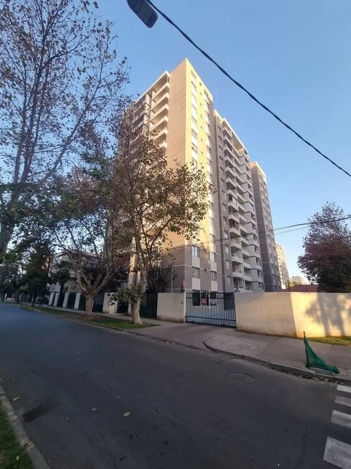 Imagen 5 de 8 de Cercano A Metro Ciudad Del Niño, Incluye Sillas Y Nevera