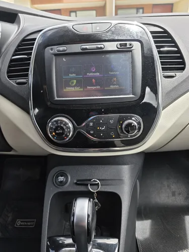 Renault Captur 2.0 Intens Automática