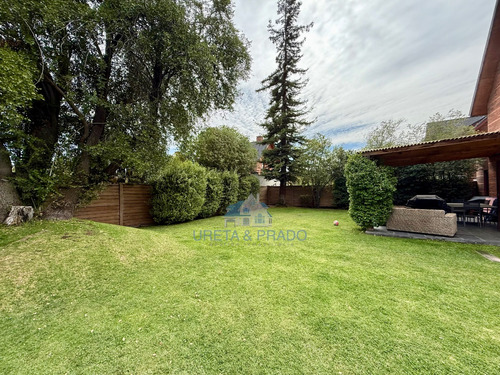Preciosa Casa En Condominio, San Carlos De Apoquindo