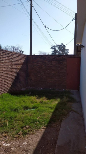 Imagen 15 de 18 de Casa En B° Los Boulevares (rubin) De 2 Dormitorios!!!!