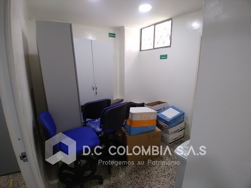 Imagen 6 de 18 de Consultorios En Venta Alcazares 815-2759