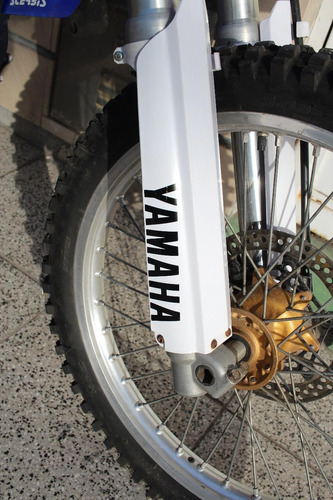 Yamaha Yzf 400