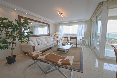 Apartamento En Alquiler - Mansa- Ref: 3989