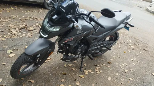 Moto Casi Nueva Comprada En Febrero 2025