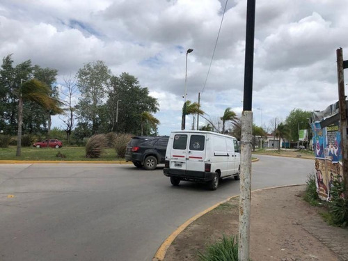 Imagen 2 de 3 de Lote En Excelente Ubicacion En Canning. Ideal Comercial