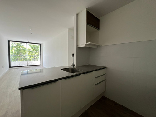 Venta Apartamento 1 Dormitorio Penthouse Con Garage Centro