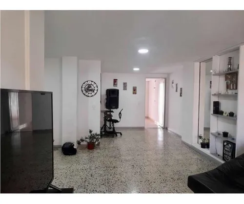 Se Vende Amplio Y Cómodo Apartamento En Simon Bolivar