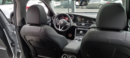 Alfa Romeo Giulia 2.0 280cv Veloce