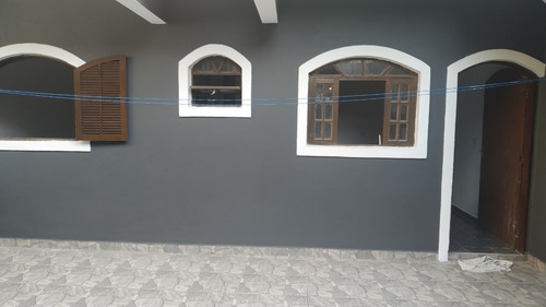 Vende-se Casa Em Suzano Com 4 Casas De 2 Cômodos Investimento Com Renda