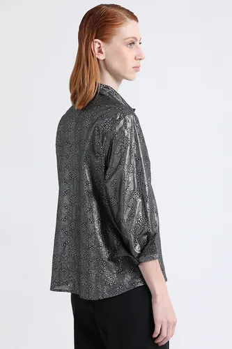Blusa Bordados Perforados Folia, Negro Liola
