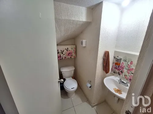 Venta Casa 4 Ambientes Bosques De Chapultepec