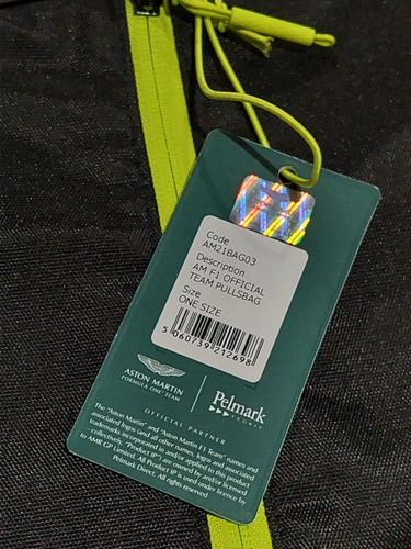 Imagen 6 de 7 de Morral Aston Martin F1 Vettel Producto Genuino Bolsa Stroll