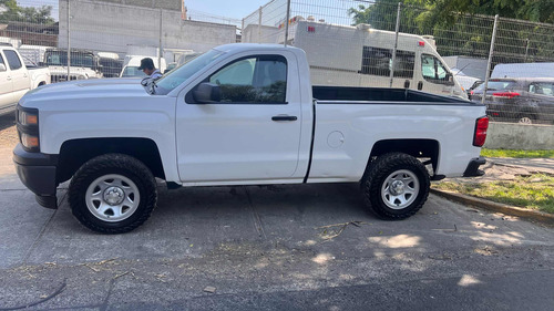 Chevrolet Silverado 4.3 Cab Regular V6 Aa Cd At