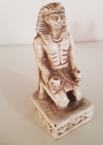 Unico Faraón Con Ofrendas Traído De Egipto 8,5 Cm