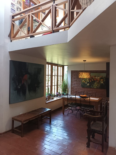 Excelente Casa Simon Gonzalez-ossandon