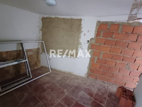 Imagen 7 de 12 de Townhouse En Venta En La Bonita