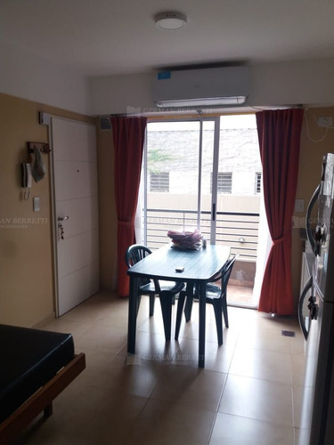 Imagen 2 de 9 de Departamento En Alquiler Ubicado En Lanús Oeste, Lanús