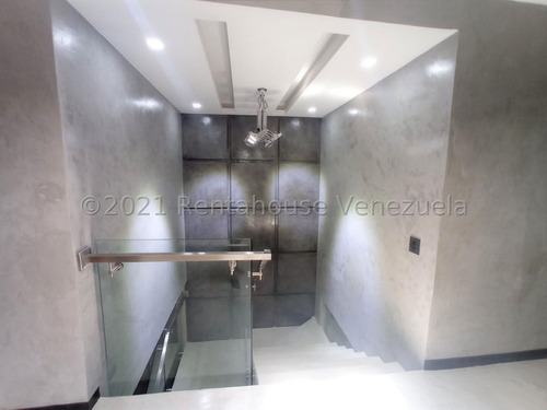 Imagen 13 de 14 de Marol Rentahouse Vende Townhouse En El Bosque Valencia 22-19164